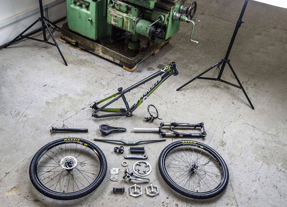specialized-p.3-parts-open-box-build.jpeg