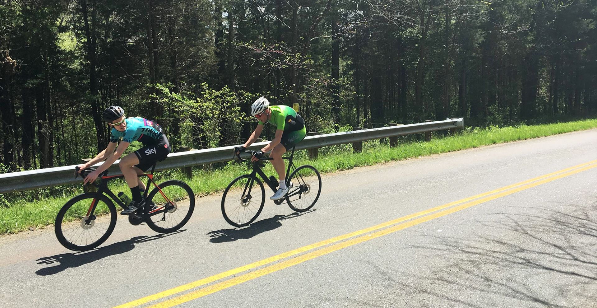 mid-atlantic-road-race-event-group-racers-riding-carbon-aero-wheels-in-racing-suits.jpeg